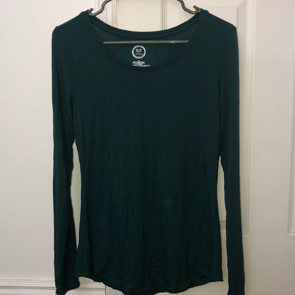Long sleeve tee